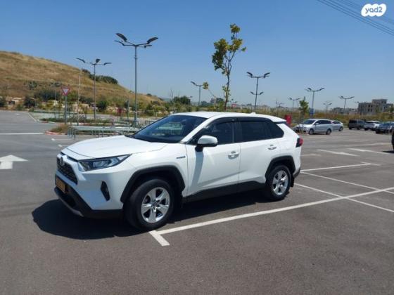 טויוטה RAV4 הייבריד E-xperience הייבריד 5 דל' אוט' 2.5 (178 כ''ס) בנזין 2019 למכירה בכפר סבא