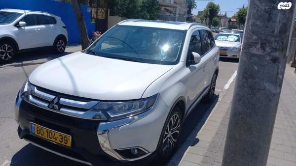 מיצובישי אאוטלנדר 4X4 Elite אוט' 7 מק' 2.0 (150 כ"ס) [2015 ואילך] בנזין 2016 למכירה ביבנה