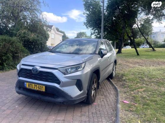 טויוטה RAV4 הייבריד E-volve הייבריד אוט' 2.5 (178 כ''ס) בנזין 2019 למכירה בחיפה