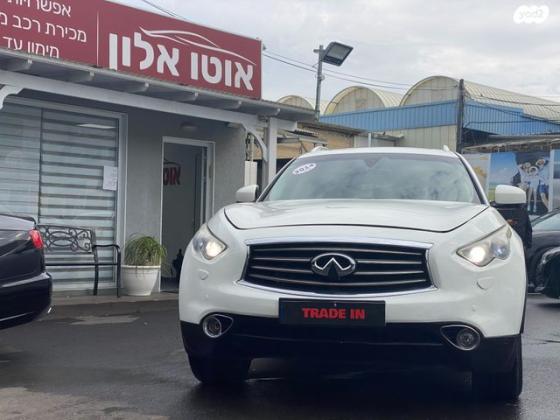 אינפיניטי QX70 / FX37 4X4 GT אוט' 3.7 (320 כ''ס) בנזין 2014 למכירה בבת ים