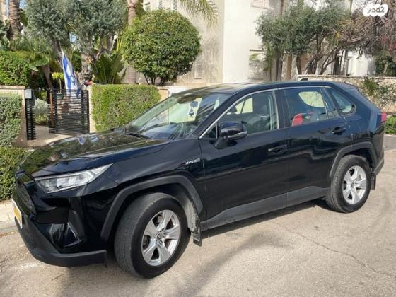 טויוטה RAV4 הייבריד E-volve הייבריד אוט' 2.5 (178 כ''ס) בנזין 2019 למכירה בקיסריה