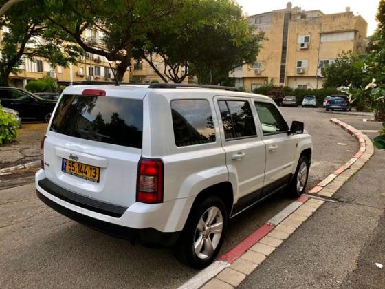 ג'יפ / Jeep פטריוט 4X4 Sport אוט' 2.4 (170 כ''ס) בנזין 2012 למכירה בחיפה