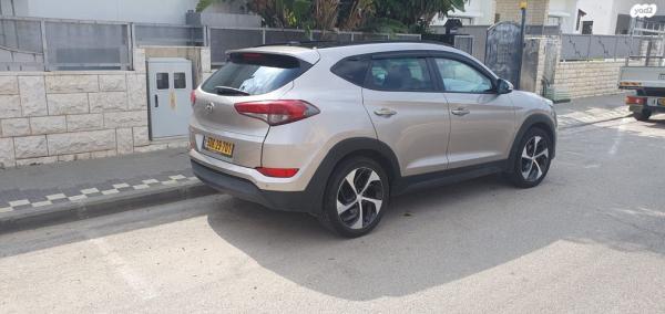 יונדאי טוסון Luxury אוט' בנזין 2.0 (155 כ"ס) בנזין 2018 למכירה בקרית ביאליק