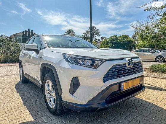 טויוטה RAV4 הייבריד E-volve הייבריד אוט' 2.5 (178 כ''ס) בנזין 2019 למכירה בהרצליה