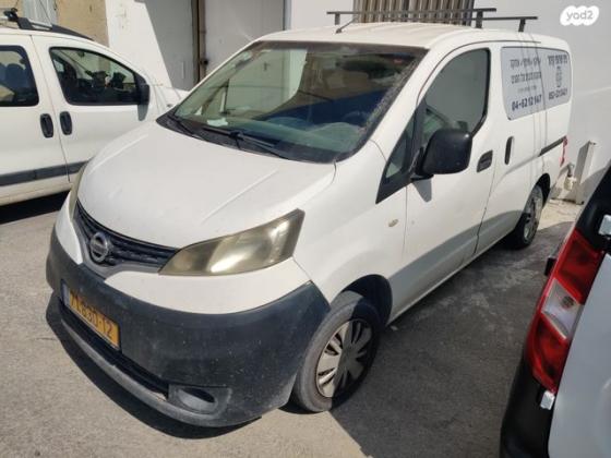 ניסאן NV200 Upper ידני דיזל 7 מק' 1.5 (90 כ''ס) דיזל 2013 למכירה בחדרה