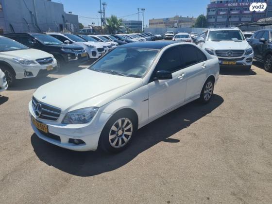 מרצדס C-Class Taxi C200 Taxi Classic אוט' דיזל 2.1 (136 כ"ס) [08-11] דיזל 2010 למכירה בחיפה