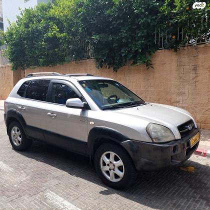 יונדאי טוסון 4X4 GLS LTH אוט' בנזין 2.7 (175 כ''ס) בנזין 2006 למכירה בראשון לציון