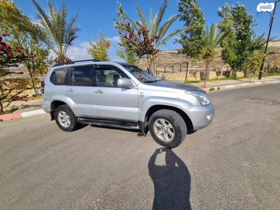 טויוטה לנד קרוזר ארוך 4X4 STD אוט' דיזל 8 מק' 3.0 (166 כ''ס) דיזל 2006 למכירה בירושלים