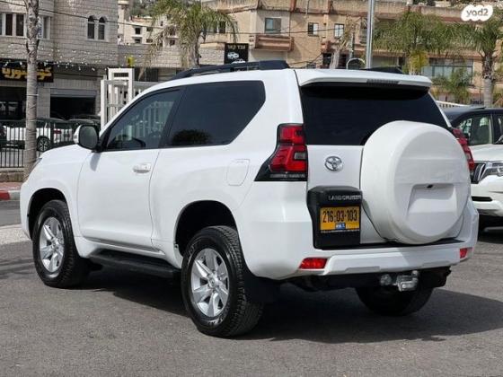 טויוטה לנד קרוזר קצר 4X4 Luxury SWB אוט' 3 דלתות דיזל 2.8 (204 כ''ס) דיזל 2022 למכירה בריינה