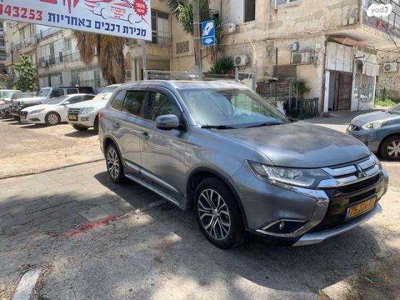 מיצובישי אאוטלנדר Premium אוט' 7 מק' 2.0 (150 כ''ס) בנזין 2017 למכירה בפתח תקווה