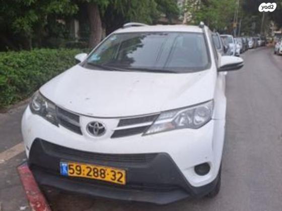 טויוטה RAV4 ארוך 4X4 GLI אוט' 2.0 (151 כ''ס) בנזין 2015 למכירה בתל אביב יפו