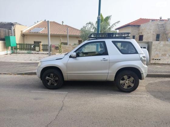 סוזוקי גרנד ויטרה 4X4 JLX-E אוט' 3 דל' 2.4 (166 כ''ס) בנזין 2011 למכירה בכפר סבא