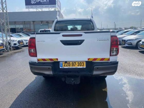 טויוטה היילקס 4X4 4X4 Active דאבל קבינה אוט' דיזל 2.4 (150 כ"ס) דיזל 2022 למכירה בחיפה