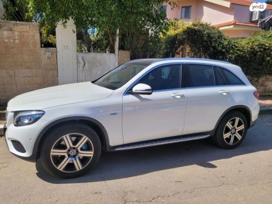 מרצדס GLC 4X4 GLC350E Premium DS הייבריד אוט' 2.0 (211 כ''ס) היברידי חשמל / בנזין 2017 למכירה ברחובות