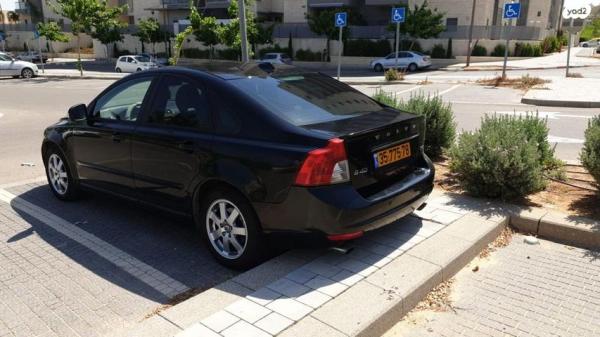 וולוו S40 T5 Luxury אוט' 2.5 (230 כ''ס) בנזין 2012 למכירה בראשון לציון