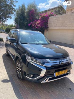 מיצובישי אאוטלנדר Premium אוט' 7 מק' 2.0 (150 כ''ס) בנזין 2019 למכירה בצור הדסה