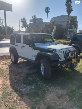 ג'יפ / Jeep רנגלר ארוך 4X4 Unlimited Sport אוט' 3.6 (280 כ''ס) ק'-2 בנזין 2016 למכירה ברחובות