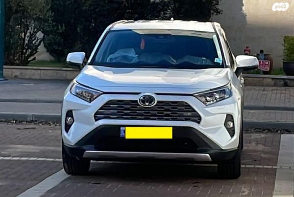 טויוטה RAV4 הייבריד E-xperience הייבריד 5 דל' אוט' 2.5 (178 כ''ס) בנזין 2021 למכירה בנתניה