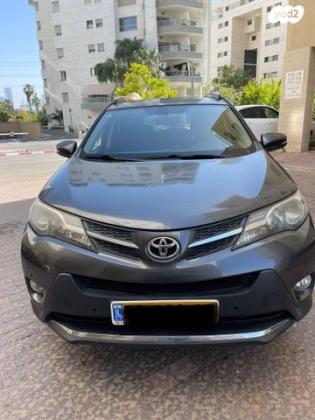 טויוטה RAV4 ארוך 4X4 Premium אוט' 2.0 (151 כ''ס) בנזין 2015 למכירה בתל אביב יפו