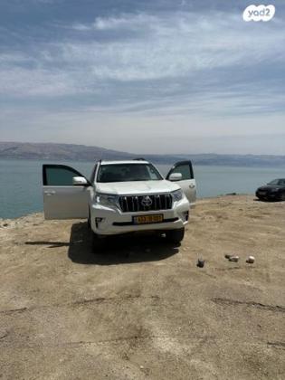 טויוטה לנד קרוזר קצר 4X4 Luxury אוט' דיזל 2.8 (177 כ"ס) דיזל 2019 למכירה בנתניה