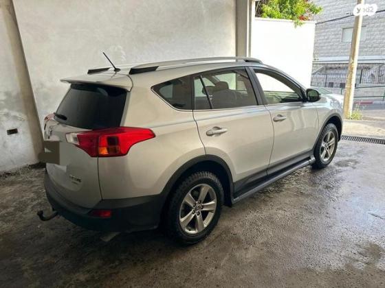 טויוטה RAV4 ארוך 4X4 Premium אוט' 2.0 (151 כ''ס) בנזין 2015 למכירה בנצרת