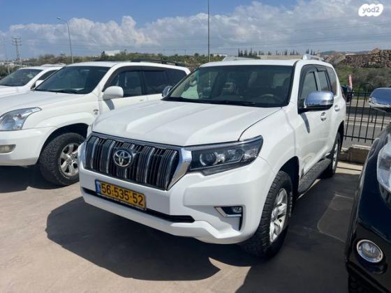 טויוטה לנד קרוזר ארוך 4X4 Luxury 60th אוט' דיזל 7 מק' 3.0 (190 כ''ס) דיזל 2013 למכירה בג'דידה מכר