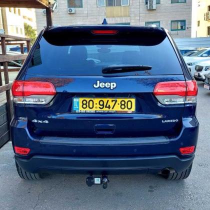 ג'יפ / Jeep גרנד צ'ירוקי 4X4 Laredo + SR אוט' 3.6 (282 כ''ס) בנזין 2017 למכירה בפתח תקווה