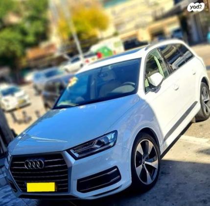 אאודי Q7 4X4 Luxury אוט' דיזל 7 מק' 3.0 (272 כ''ס) דיזל 2017 למכירה בנצרת