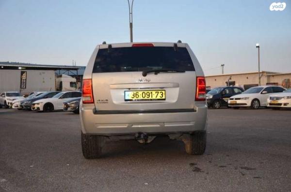 ג'יפ / Jeep גרנד צ'ירוקי 4X4 Laredo אוט' 3.7 (209 כ''ס) בנזין 2010 למכירה בעפולה