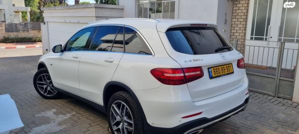 מרצדס GLC 4X4 GLC350E AMG הייבריד אוט' 2.0 (211 כ''ס) ק'-1 היברידי חשמל / בנזין 2019 למכירה בהוד השרון