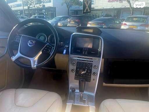 וולוו XC60 Active סטיישן אוט' 2.0 (203 כ''ס) בנזין 2011 למכירה בחדרה