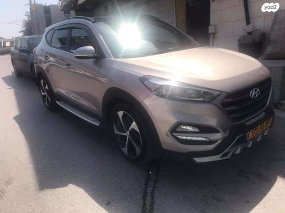 יונדאי טוסון Luxury אוט' בנזין 2.0 (155 כ"ס) בנזין 2018 למכירה בפרדס חנה כרכור