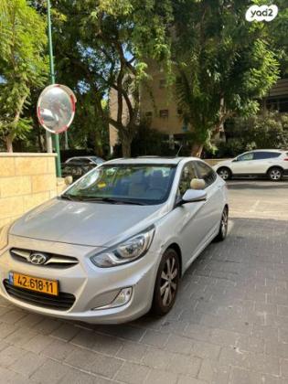 יונדאי i25 Premium אוט' 1.6 (124 כ"ס) בנזין 2013 למכירה בתל אביב יפו