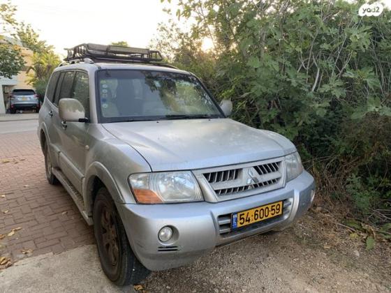 מיצובישי פג'רו ארוך 4X4 Dakar אוט' דיזל 7 מק' 3.2 (160 כ''ס) דיזל 2005 למכירה בציפורי