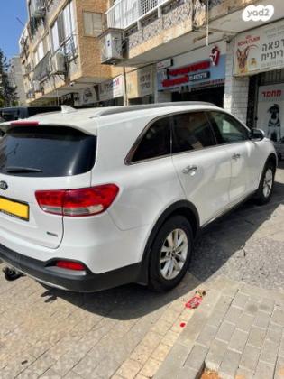 קיה סורנטו 4X4 LX אוט' דיזל 7 מק' 2.2 (200 כ''ס) דיזל 2016 למכירה בבת ים