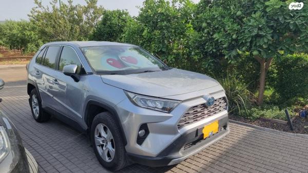 טויוטה RAV4 הייבריד E-xperience הייבריד 5 דל' אוט' 2.5 (178 כ''ס) בנזין 2019 למכירה בעפולה