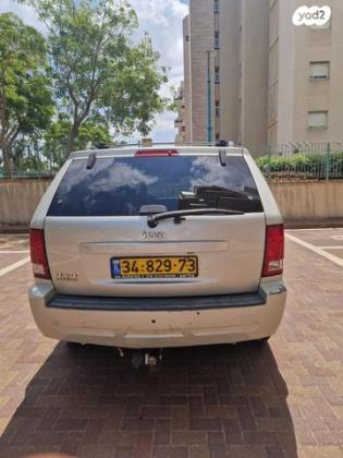 ג'יפ / Jeep גרנד צ'ירוקי 4X4 Laredo אוט' 3.7 (209 כ''ס) בנזין 2010 למכירה בראשון לציון