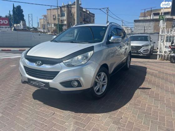 יונדאי iX35 Inspire אוט' 2.0 (163 כ''ס) בנזין 2012 למכירה בפתח תקווה