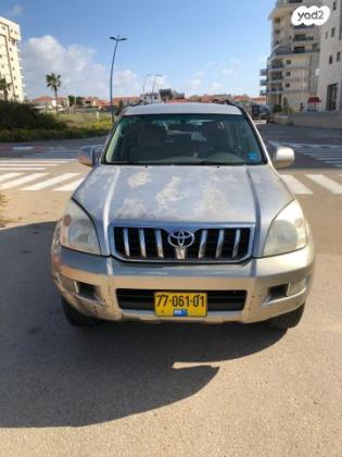 טויוטה לנד קרוזר ארוך 4X4 STD אוט' דיזל 8 מק' 3.0 (166 כ''ס) דיזל 2005 למכירה בחדרה