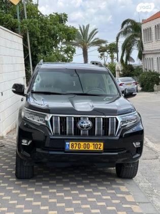 טויוטה לנד קרוזר קצר 4X4 Luxury SWB אוט' 3 דלתות דיזל 2.8 (204 כ''ס) דיזל 2022 למכירה באום אל פחם