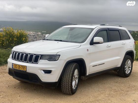 ג'יפ / Jeep גרנד צ'ירוקי 4X4 Laredo + SR אוט' 3.6 (282 כ''ס) בנזין 2017 למכירה במג'דל שמס