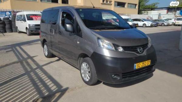 ניסאן NV200 Combi ידני דיזל 5 מק' 1.5 (90 כ''ס) דיזל 2017 למכירה בראש העין