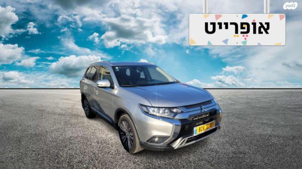 מיצובישי אאוטלנדר Instyle אוט' 7 מק' 2.0 (150 כ"ס) בנזין 2019 למכירה ב