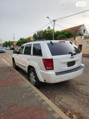 ג'יפ / Jeep גרנד צ'ירוקי 4X4 Laredo אוט' 3.7 (209 כ''ס) בנזין 2010 למכירה בעתלית