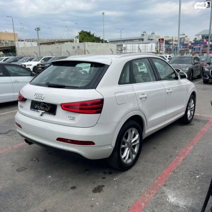 אאודי Q3 Design אוט' 2.0 (170 כ"ס) בנזין 2015 למכירה בראשון לציון