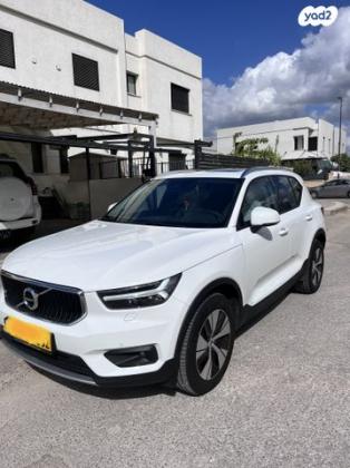 וולוו XC40 T3 Momentum אוט' 1.5 (163 כ''ס) בנזין 2022 למכירה בעתלית