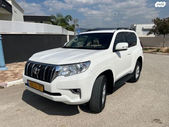 טויוטה לנד קרוזר קצר 4X4 Luxury אוט' דיזל 2.8 (177 כ"ס) דיזל 2019 למכירה בירדנה