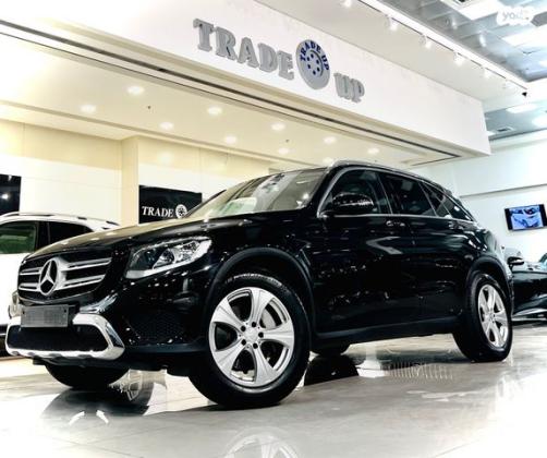 מרצדס GLC 4X4 GLC250 4MATIC Exclusive אוט' 2.0 (211 כ''ס) בנזין 2016 למכירה בראשון לציון