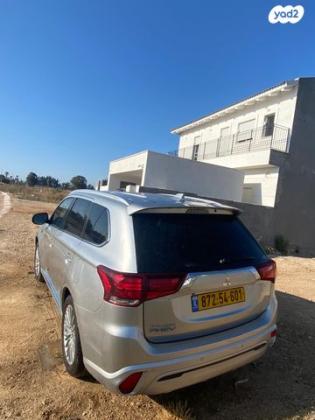 מיצובישי אאוטלנדר PHEV 4X4 Supreme הייבריד אוט' 5 מק' 2.4 (135 כ''ס) היברידי חשמל / בנזין 2020 למכירה בעתלית