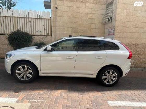 וולוו XC60 T5 Active אוט' 2.0 (245 כ"ס) בנזין 2016 למכירה בחיפה